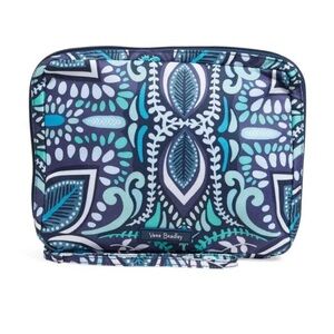 Vera Bradley Lighten Up Wipes Wipe Pouch Blue Island Medallion NWT